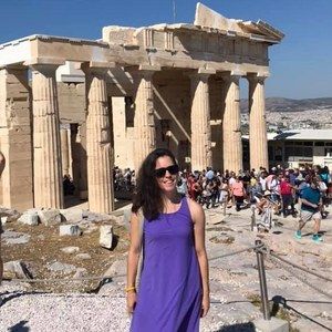 Meet your Posher, Leslie